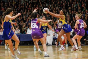 Superleague action. Team Bath v Loughborough by www.mikevarey.com