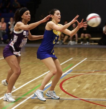 Ritchie, for Team Bath, toughing it out against Buchanan