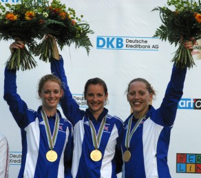 Katy Livingston, Lindsey Weedon and Mhairi Spence at the 2007 World Champs