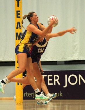 Lenize Potgieter in action for Team Bath Netball against Loughborough Lightning, March 2016