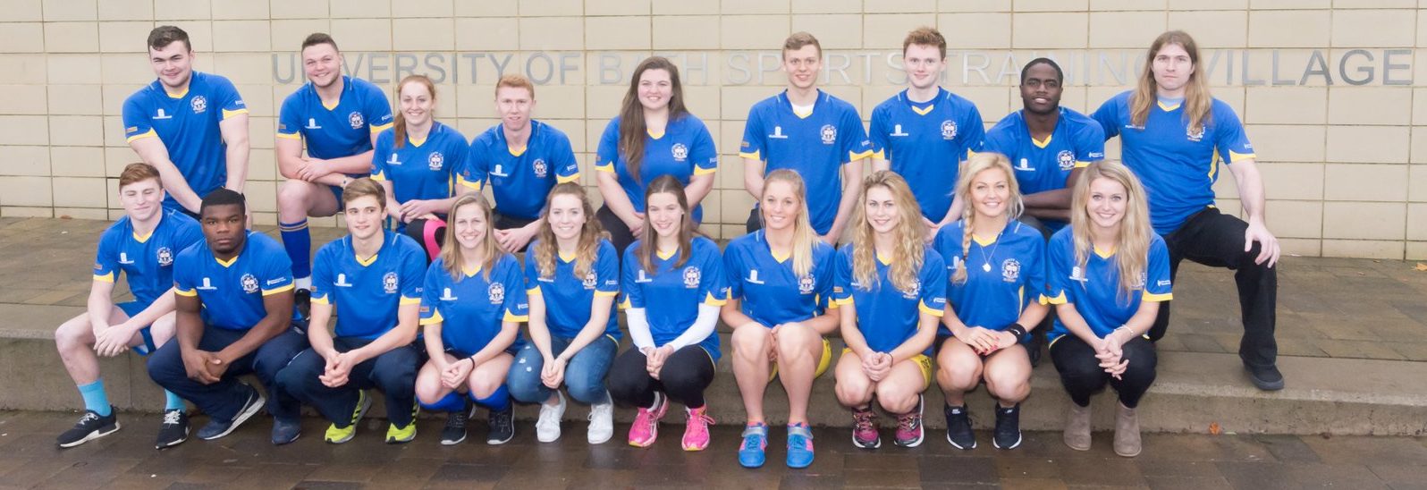 (Back, from left) Jack Edmondson, Jack Davies, Charlotte Mclennaghan, Cameron Chalmers, Emma Stacey, Tom Derbyshire, Thomas Sinclair, Ikem Okwudiafor, Austin Flanary, (front) Hugo Stiles, Levi Davis, Bradley Sutton, Lily Honor, Jazmine Butcher, Sarah Collin, Steph Clutterbuck, Laura Macro, Amelia Stuart and Eloise Laity. PICTURE: Sam Farr for Matchtight