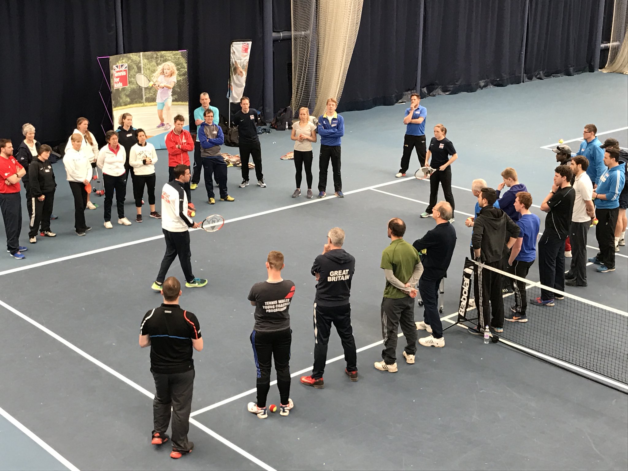 Davis Cup captain Leon Smith delivered a Tennis For Kids training session to coaches from across the South West at the Sports Training Village in March 2017