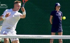 Liam Broady on Number 1 Court against Milos Raonic at Wimbledon 2018