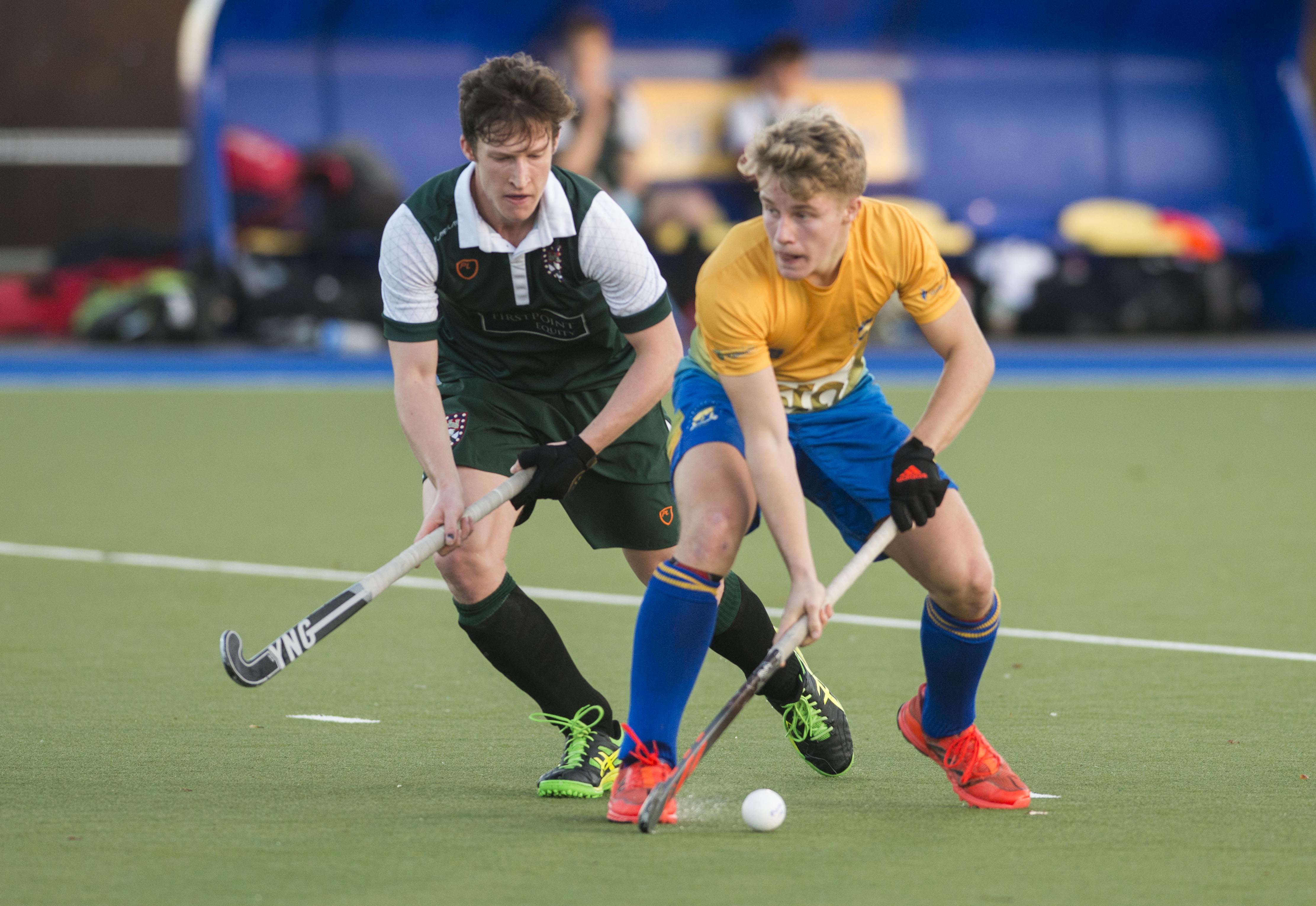 Tim Nurse playing for the University of Bath Hockey Club, November 2018