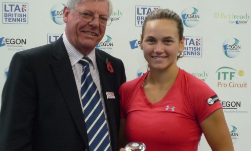 Stephanie Vogt (right) won her third Aegon title