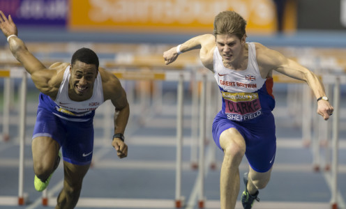 Clarke takes British Indoor gold