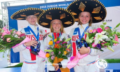 Francesca Summers, centre, won the UIPM World Junior Championships in Mexico City in August 2015