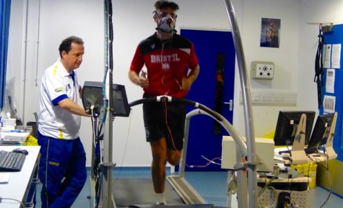 Bristol City defender Derrick Williams undergoing a Vo2 test under the watchful eye of Lead Applied Physiologist Jonathan Robinson