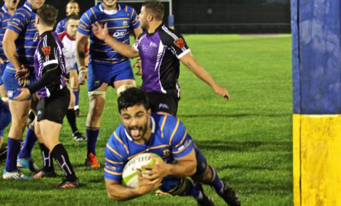 Luca Petrozzi diving over for the University of Bath’s second try against Leeds Beckett, September 2017