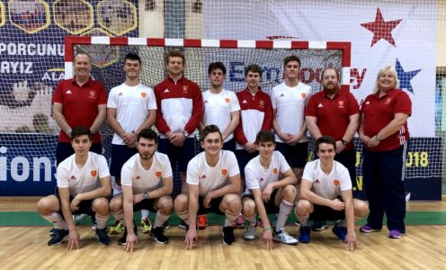 University of Bath Sports Performance student Peter Scott (front right) with the England squad at the EuroHockey Indoor Championships in Turkey, January 2018