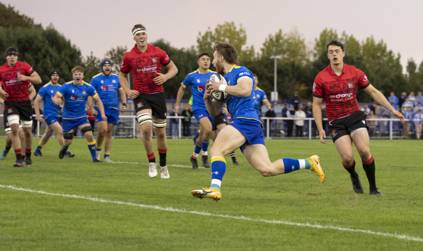 Big Freshers' Week crowd see Team Bath slip to frustrating last-gasp ...